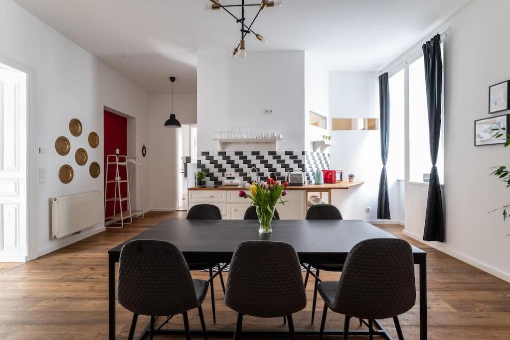 Spacious 2br By Metro And Center By Hm Appartement Vienne