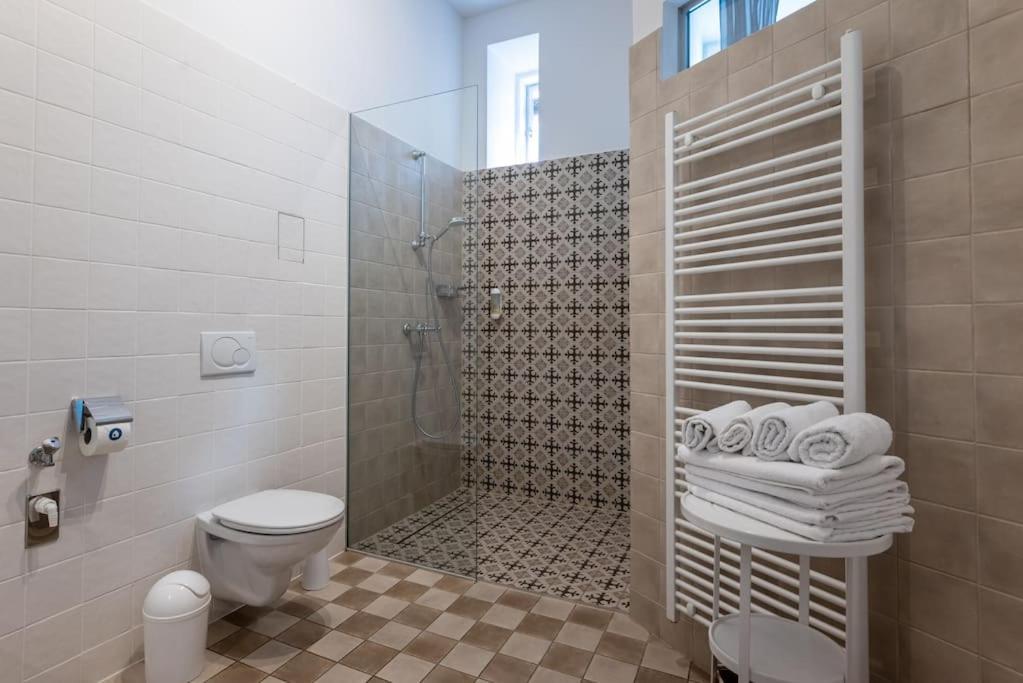 Appartement Spacious 2br By Metro And Center By Hm