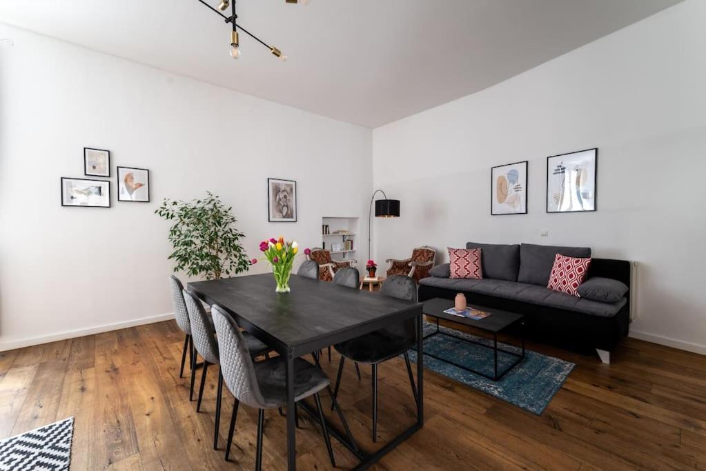 Spacious 2br By Metro And Center By Hm Appartement Vienne