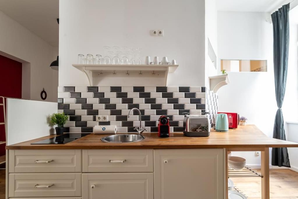 Appartement Spacious 2br By Metro And Center By Hm *